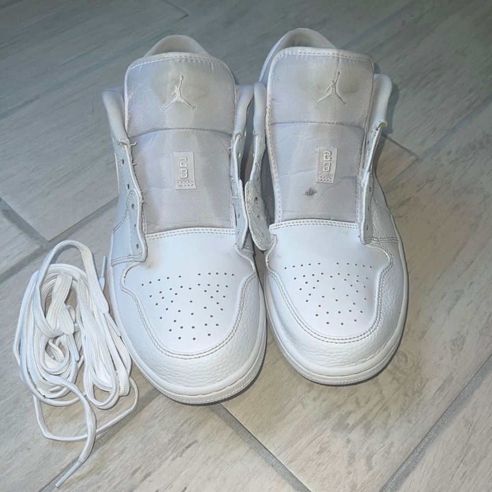 Nike White Athletic Shoes